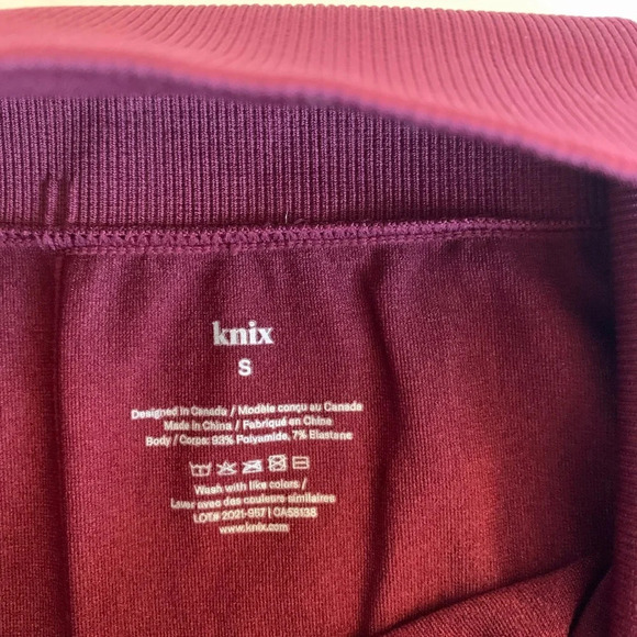 Knix Good to Go Seamless Legging. Burgundy color size small - Picture 5 of 8